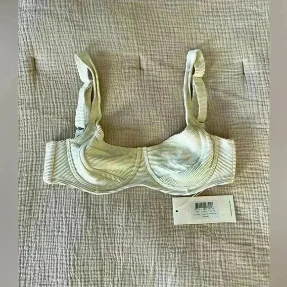 Zulu & Zephyr Swim Bra Cup Top NWT Size 4 Coconut Cream Color Swimming Top - Picture 7 of 9